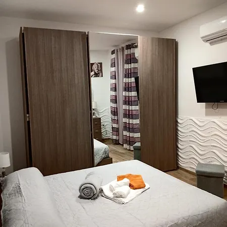 Apartment Trieste *